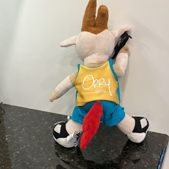 Orry The Oryx Official Mascot from 2006 Doha Qatar 15th Asian Games 16” - Picture 5 of 7